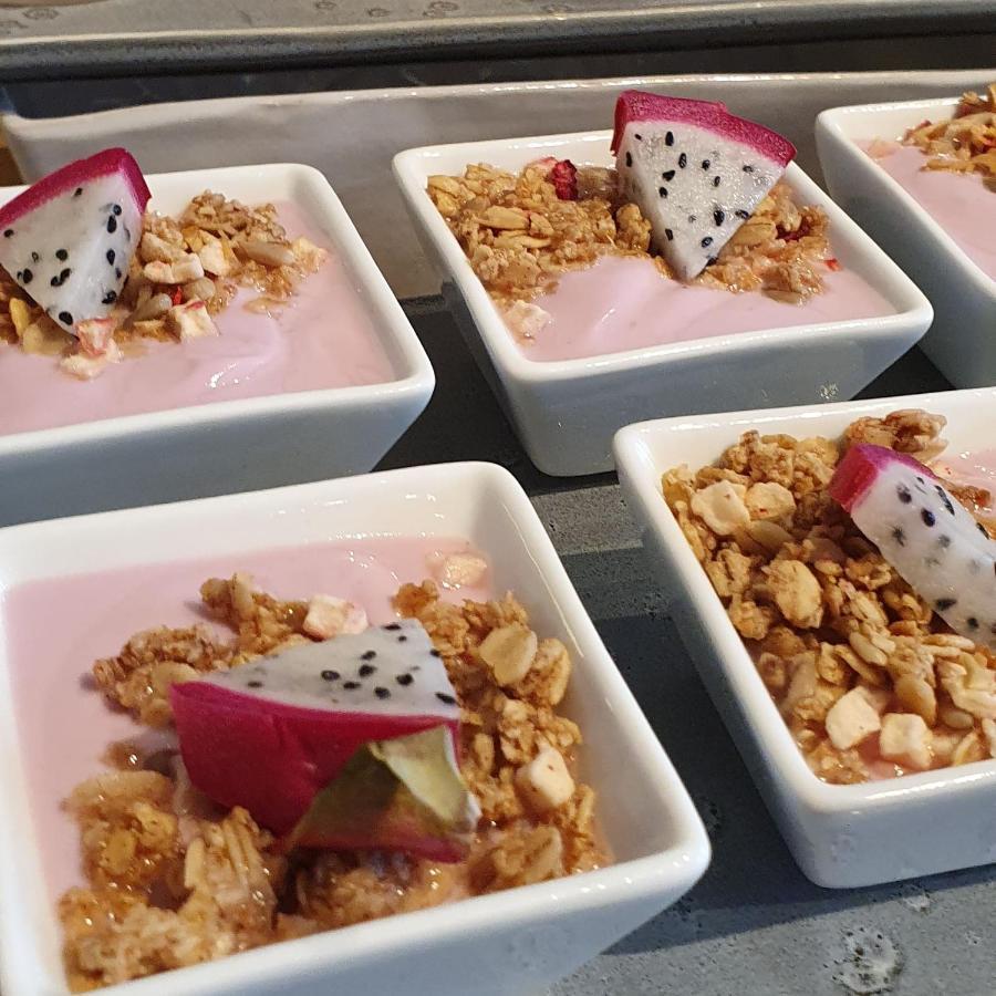 Yggdrasil farmhotel retreat&spa Straumsbukta Eksteriør bilde