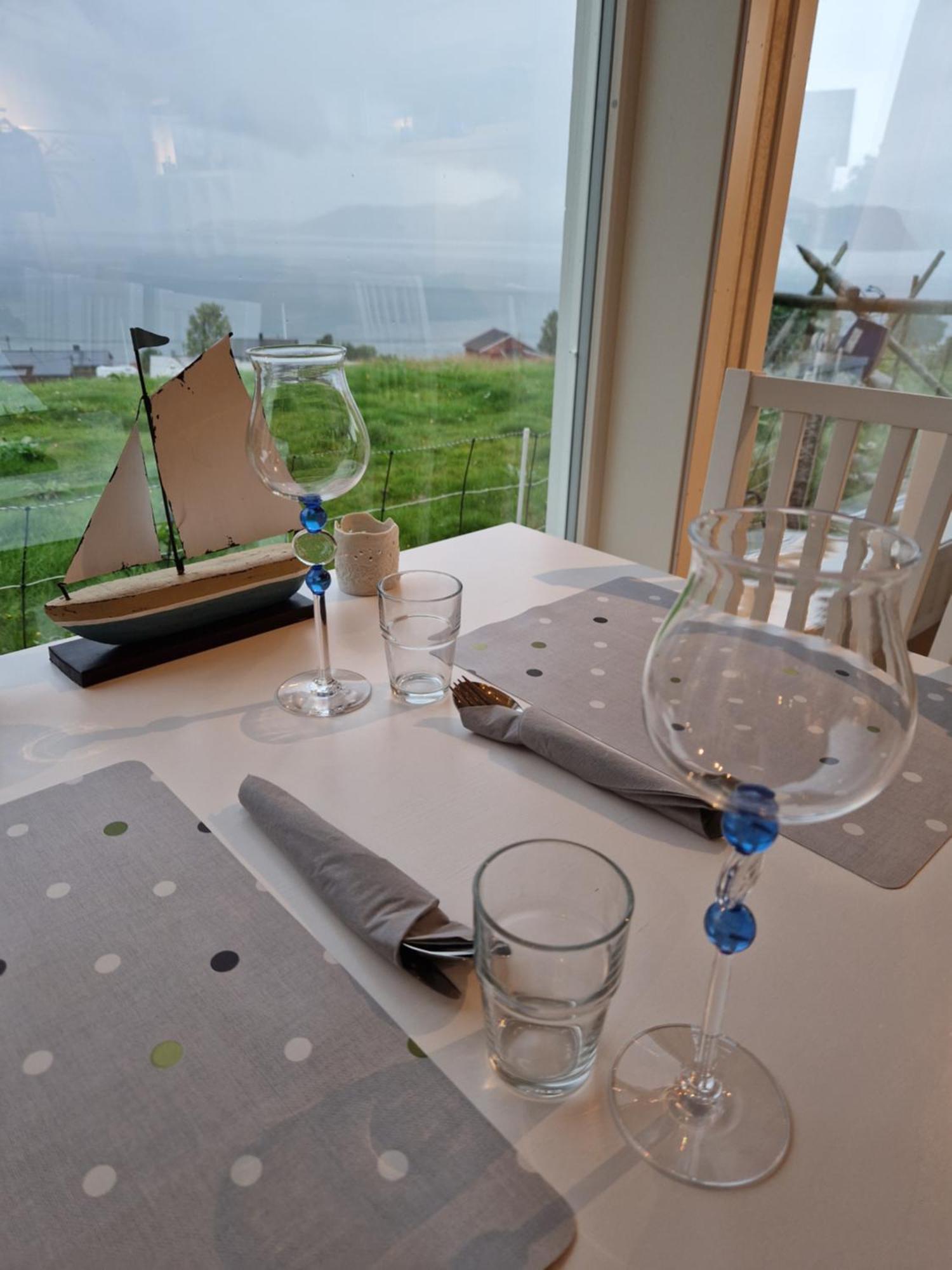 Yggdrasil farmhotel retreat&spa Straumsbukta Eksteriør bilde