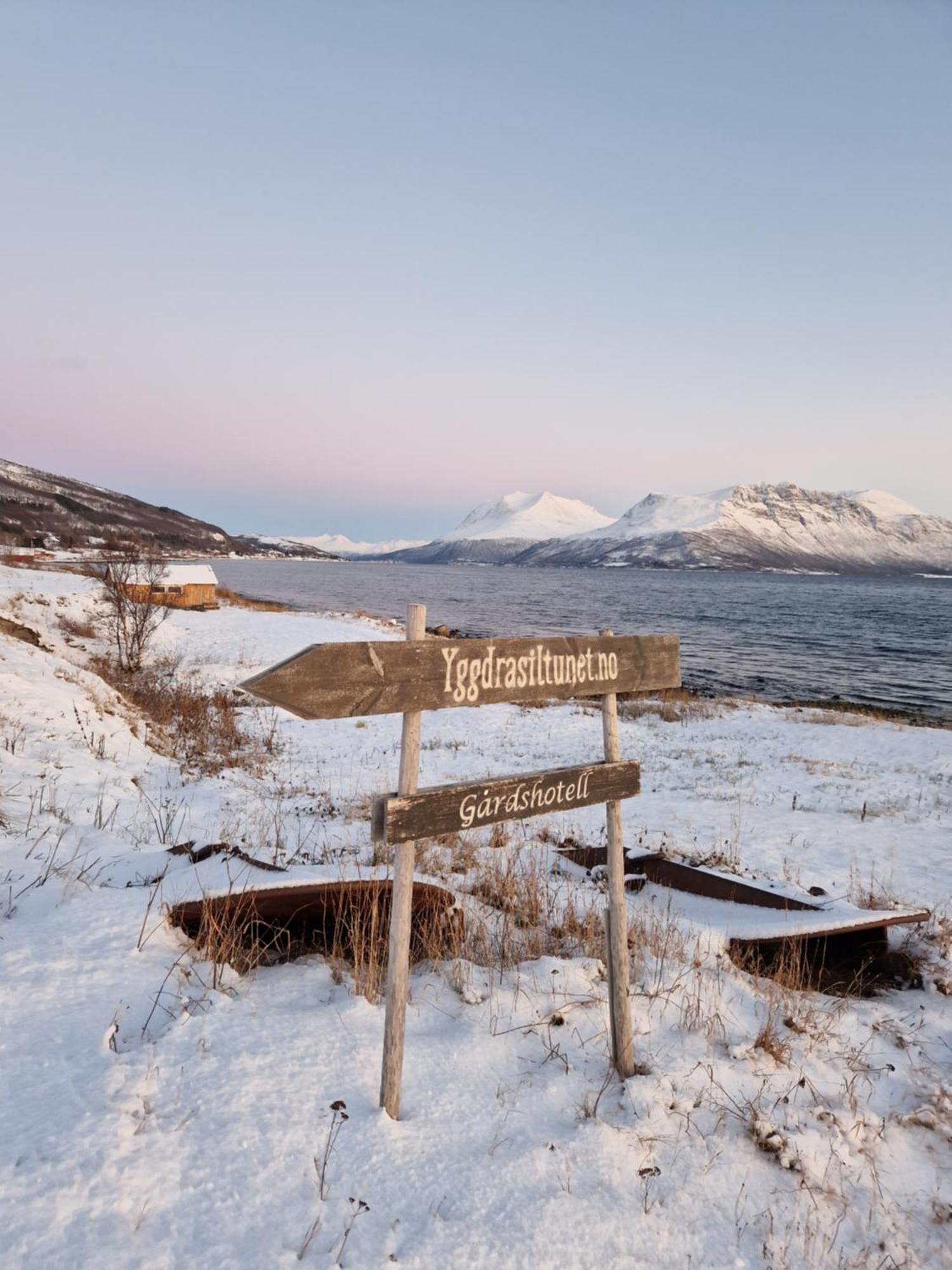 Yggdrasil farmhotel retreat&spa Straumsbukta Eksteriør bilde