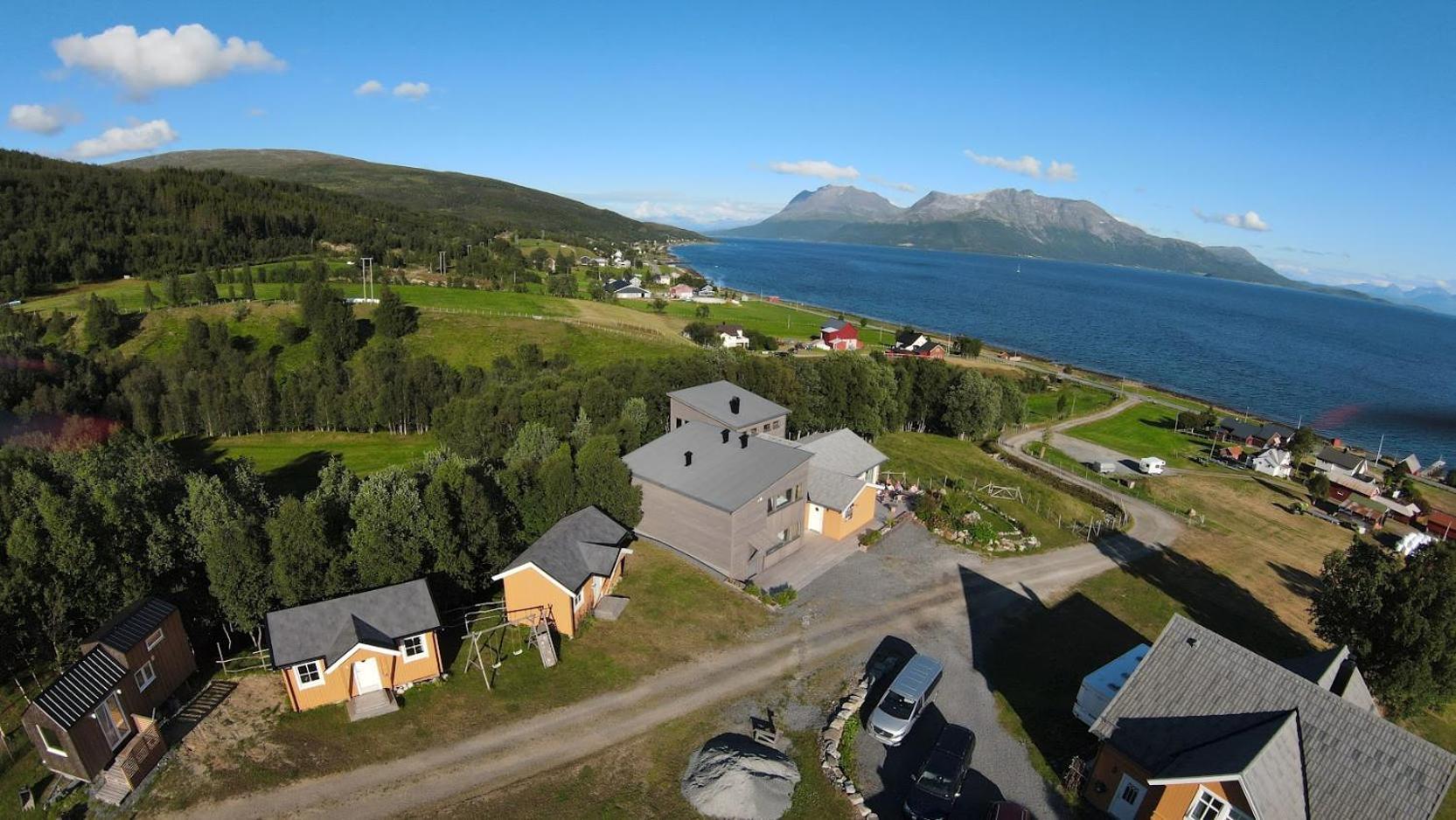 Yggdrasil farmhotel retreat&spa Straumsbukta Eksteriør bilde
